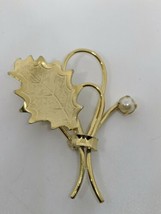 Vintage 12k GF Gold Filled CRCO Leaf And Faux Pearl Brooch Pin - £15.66 GBP