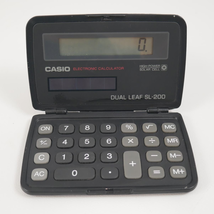 Casio Dual Leaf SL-200 Folding Solar Calculator - £8.64 GBP