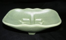 Vintage Art Pottery McCoy Green Speckled TV Tray Footed Planter USA 2 south - $662.00 MXN