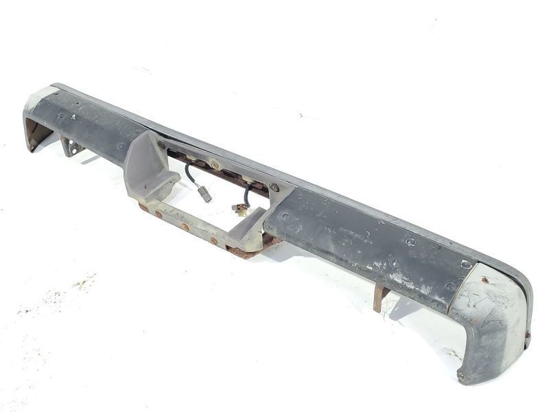 1987 1988 1989 Nissan Pathfinder OEM Rear Bumper Needs Paint Item image 8