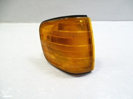 90 Mercedes W126 300SEL lamp, turn signal, right 1305233082 Bosch - $37.39