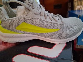 Fila Oxidation Women&#39;s Sneakers Size 7M - $45.54