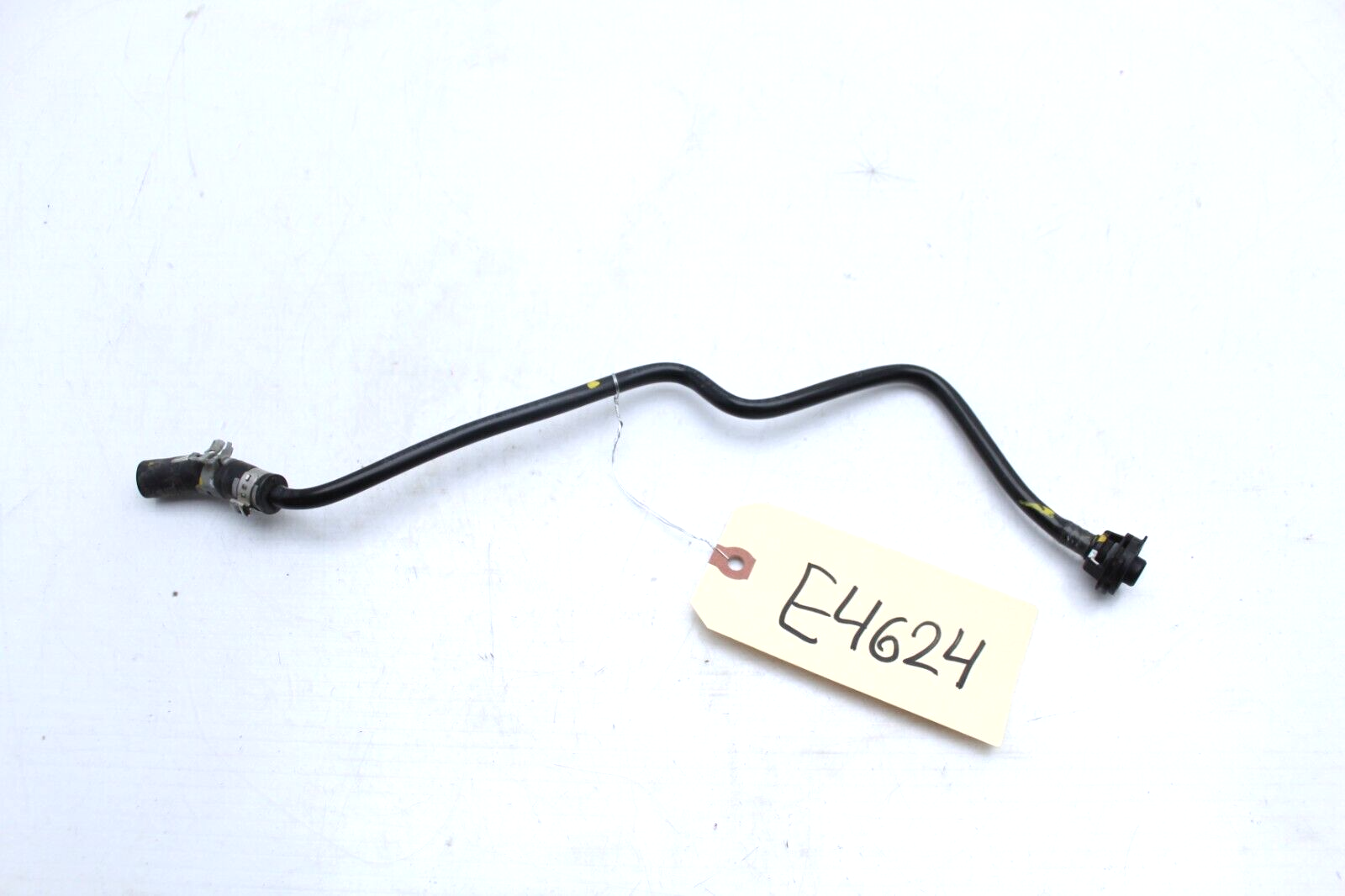 15-18 MERCEDES-BENZ W205 C300 COOLANT LINE HOSE PIPE TUBE E4624 - $38.66