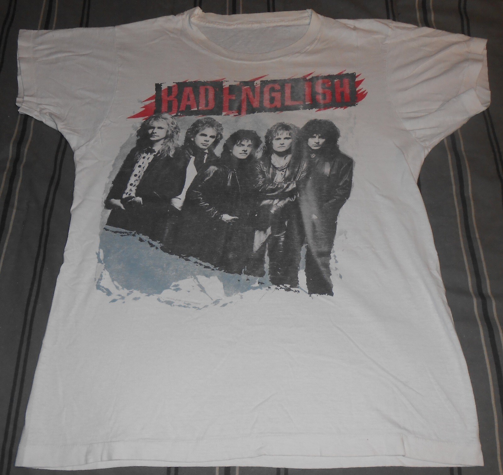 Vintage 1990's BAD ENGLISH  Concert  T-Shirt,  Short sleeve,  Approx. Sz. L Item image 4