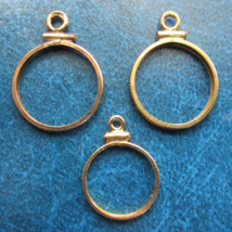 Three (3) Yellow Gold Reeded Edge Screw Top Coin Bezels - £215.46 GBP