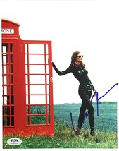 Uma Thurman Autograph Signed 8x10 Photo The Avengers Emma Peet PSA/DNA AM23300 - £158.02 GBP