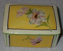 Vintage Japan Ladies Porcelain Floral Dresser Trinket Box - £9.40 GBP