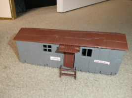 Vintage O Scale Plasticville Roadside Shack Building - $17.82