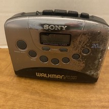 Sony Walkman WM-FX251 FM/AM Radio Cassette Tape Player For Parts Or Repair - £5.63 GBP