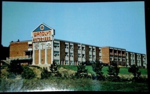 Primary image for New Brunswick Postcard Wandlyn Motor Inn, EDMUNDSTON