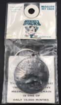 New Sealed VTG 1993 Anaheim Mighty Ducks Keychain Silver Plate Medallion 1.5&quot; - £11.18 GBP