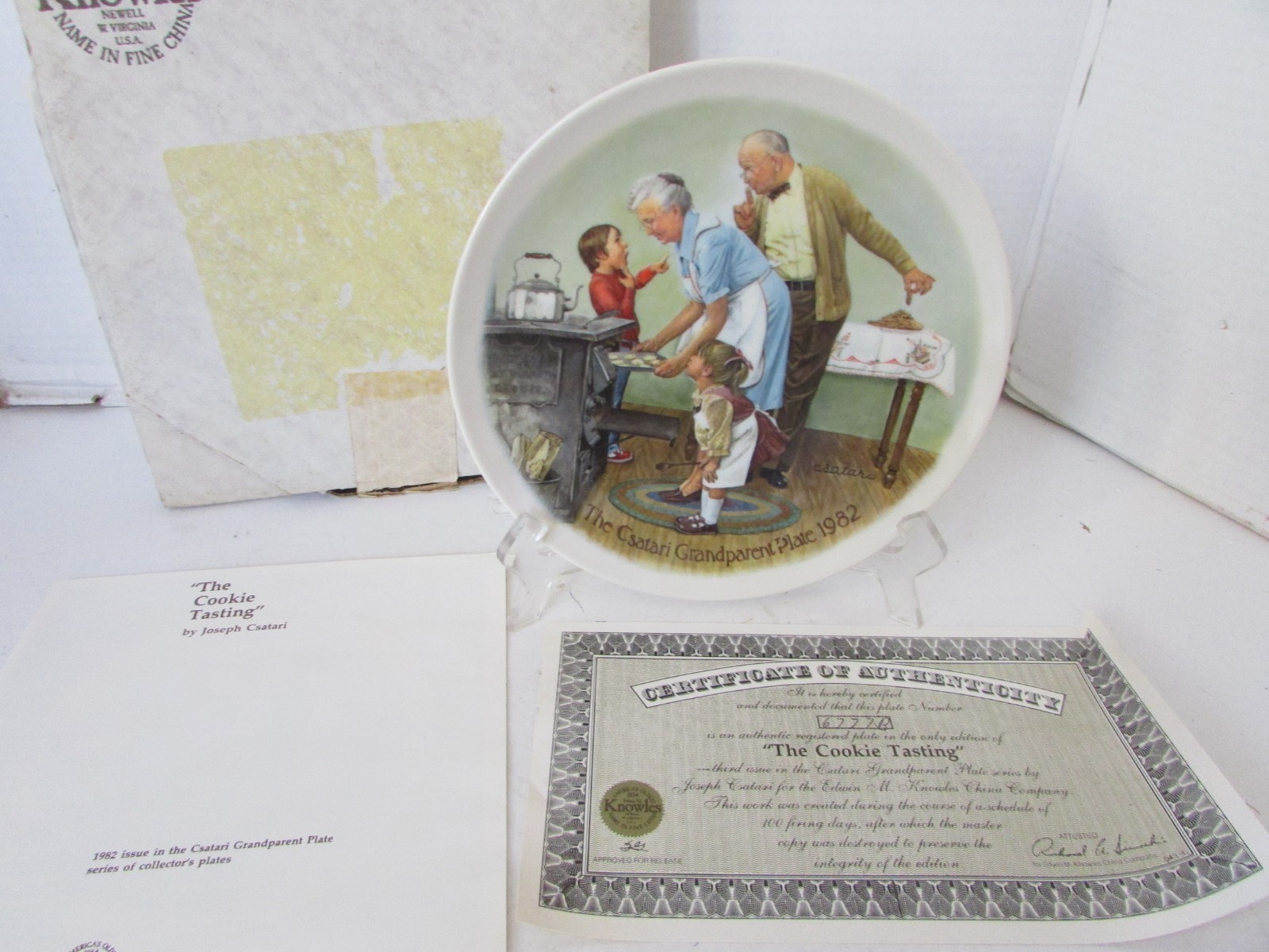 KNOWLES COLLECTOR PLATE THE COOKIE TASTING 3RD GRANDPARENTS SERIES 6777 ... - $3.91