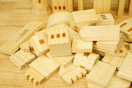 Box Lot Discovery Kids Toy Wood Blocks Castle Building Set (Partial) - £15.91 GBP