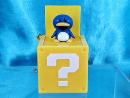 ARTS Super Mario Bros Wii Hatena Block Action Figure Keychain Penguins Suit - £27.64 GBP