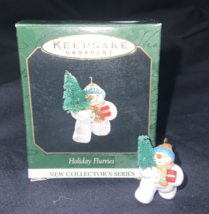 Hallmark Holiday Flurries`1999`Miniature Snowman Christmas Tree Ornament - £3.79 GBP