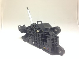 CTS 2014-2019 automatic transmission shifter shift control assembly. OEM... - $371.74 MXN