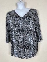 NWT Lee Womens Plus Size 1X Gray Dot Ruched V-neck Top 3/4 Sleeve Stretch Knit - $18.49