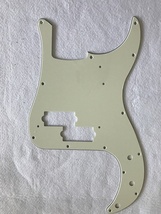 Fits  Fender '62 Precision P Bass Guitar pickguard Scratch Plate,Mint Yellow - $21.50