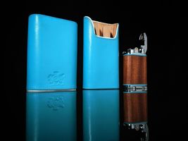 Brizard Positano Leather Cigar Carrying Case with Table Lighter NIB ( No Fuel ) image 11