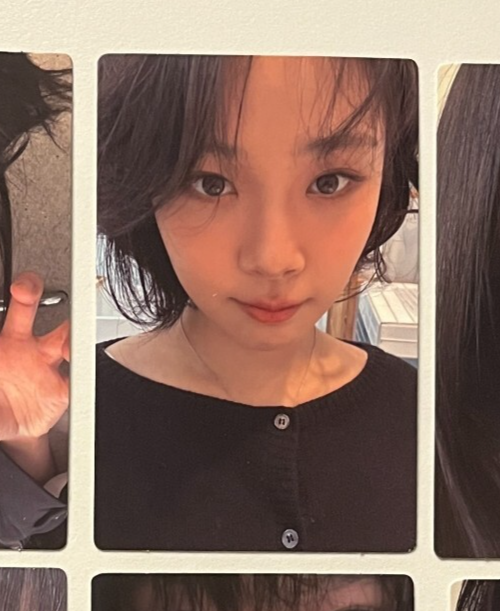 BIBI Official Photocard CONCERT &#39;EVE&#39; Kpop Authentic Limited Rare - $9.50