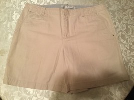 Ladies-Tommy Hilfiger-Size 10-khaki shorts/uniform - £12.57 GBP