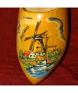 Vintage wooden clog from Holland all handmade. - $414.68 MXN