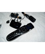 Logitech Harmony 900 Remote w/ Charging Base &amp; Accessories Clean Tested - £72.45 GBP