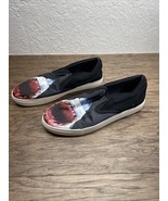 Discover Sharks Canvas Slip On Skate Shoes Men&#39;s Size 10 DS1307 KG JD - $14.84