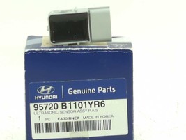 New OEM Hyundai Genesis Front Park Sensor Red YR6 2015-2016 95720-B1101-YR6 - £124.56 GBP