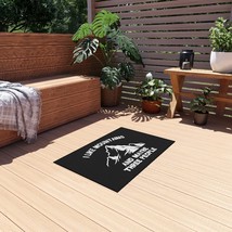 Cozy Mountain Retreat: Outdoor Rug with Anti-Slip Backing and Breathable Polyest - £34.28 GBP+
