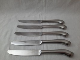 Oneida Capello Stainless Steel ~ Lot of 5 Dinner Knives 9 1/2" - £31.61 GBP