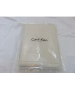 Calvin Klein Sculpted Peony Euro Sham New - $886.93 MXN