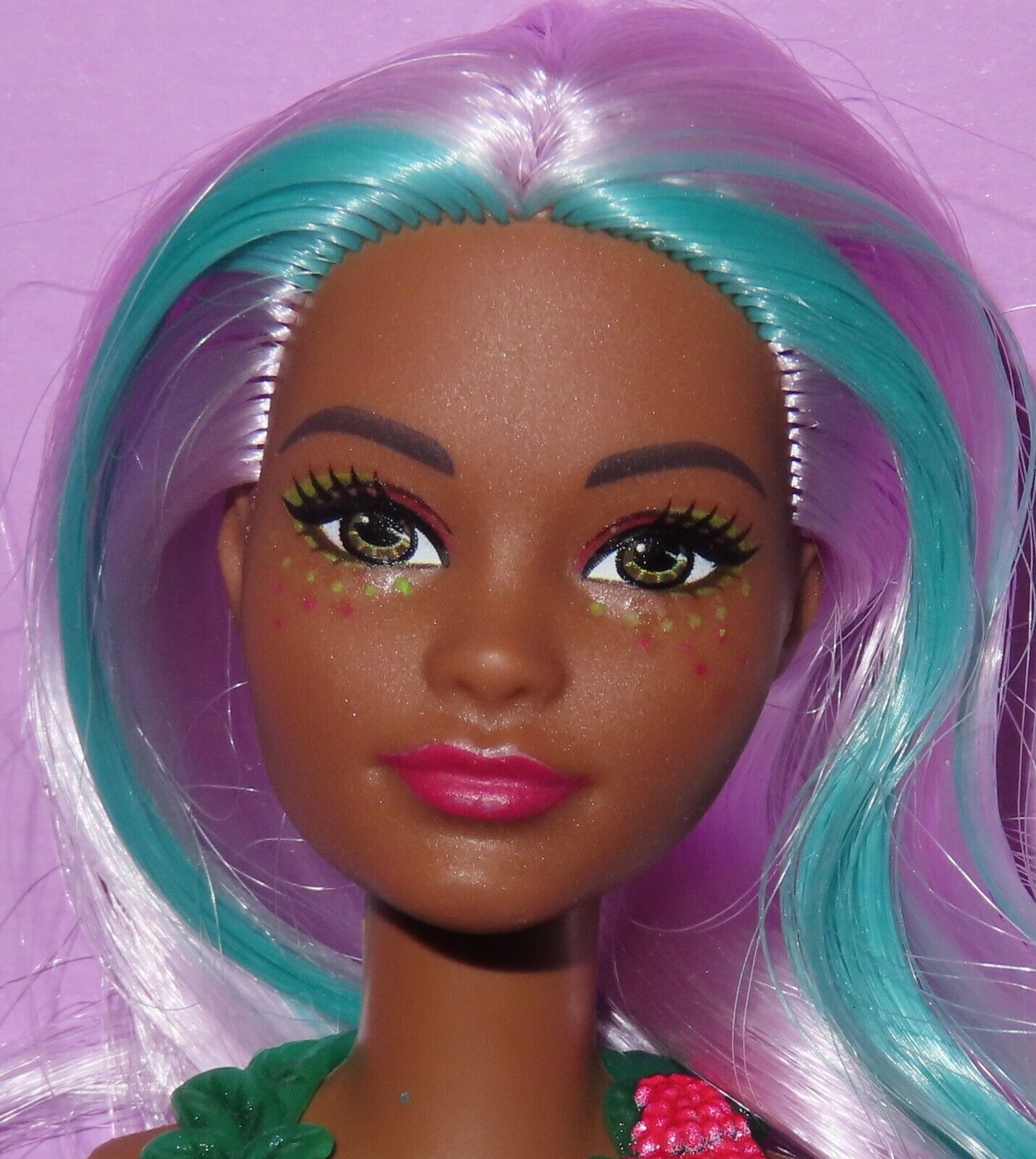 Barbie Color Reveal Mermaid Teal Tube 2020 African American Green barbie-color-reveal-mermaid-teal-tube-2020-african-american-green