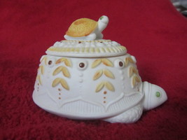 Turtle Candle By Lefton China, Figurine Turtle Candle Mom &amp; Baby, Hand Painted  - £15.67 GBP