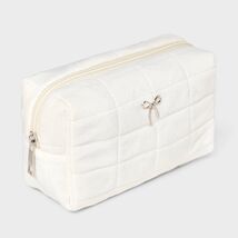 Wild Fable Quilted Bow Bag & Claw Hair Clips Set 4pc White Brown - $269.66 MXN Wild Fable Quilted Bow Bag & Claw Hair Clips Set 4pc White Brown - $269.66 MXN