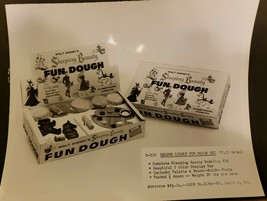 Vintage 1960 Disneyland Fun Dough Sales Glossy Photo Sales Sleepy Beauty... - $6.99