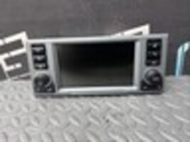 05-09 Range Rover L322 Navigation Radio Stereo Display Monitor Screen YIK500090 image 9