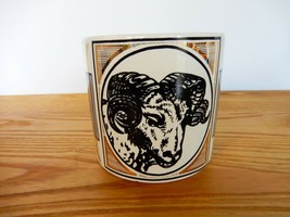 2017 Sir/Madam Aries large coffee mug new in box black &amp; gold astrology - $20.00