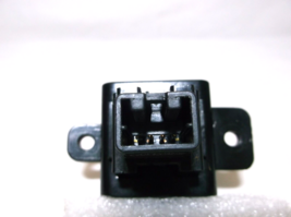 04-05-06-07-08  NISSAN MAXIMA/  HAZARD/ WARNING/ 4 WAY FLASHERS/SWITCH-BUTTON image 5