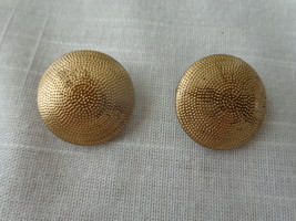 Gold-Toned Textured 1 Loop Buttons Vintage (#3727) - £7.81 GBP