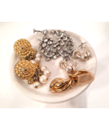 Vintage Earrings Lot 4 pr. Pearl Silver Gold Tone 1 screwback, 1 clip, 2... - £10.90 GBP