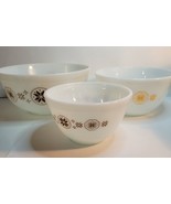 Pyrex Town &amp; Country 3 Nesting Bowls Nos. 403, 402 &amp; 401 - $90.00
