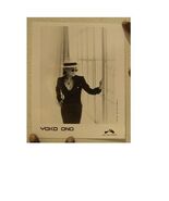 Yoko Ono Premere Kit E Foto Yes, I&#39;M A Strega - $37.72 CAD