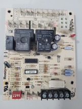 Heil Oem Furnace Control Circuit Board ST9120C5013 HQ1170063HW - $60.00