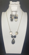 Premier Designs Jewelry Iridescent Beaded Necklace and Earrings New SKU ... - $29.99