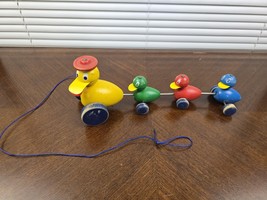 Vintage Fisher Price Wooden Pull Toy Duck Ducklings Quacky Family 1950s - $12.82