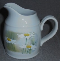 1979 Royal Doulton Lambethware DAISYFIELD PATTERN Creamer MADE IN ENGLAND - £10.16 GBP