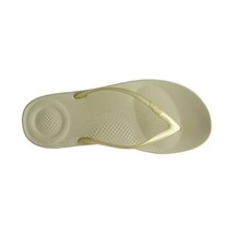 Fitflop Women&#39;s iQushion Ergonomic Flip-Flops Open Toe Sandals, Gold (Gold), 6 U - £38.01 GBP