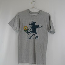 Super Mario Flower Thrower T-Shirt Busted Tees Grey Mens Small New - $17.49