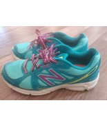 New Balance 561 v2 Running Shoes Womens Size 7 Teal And Purple Memory Foam - $893.59 MXN